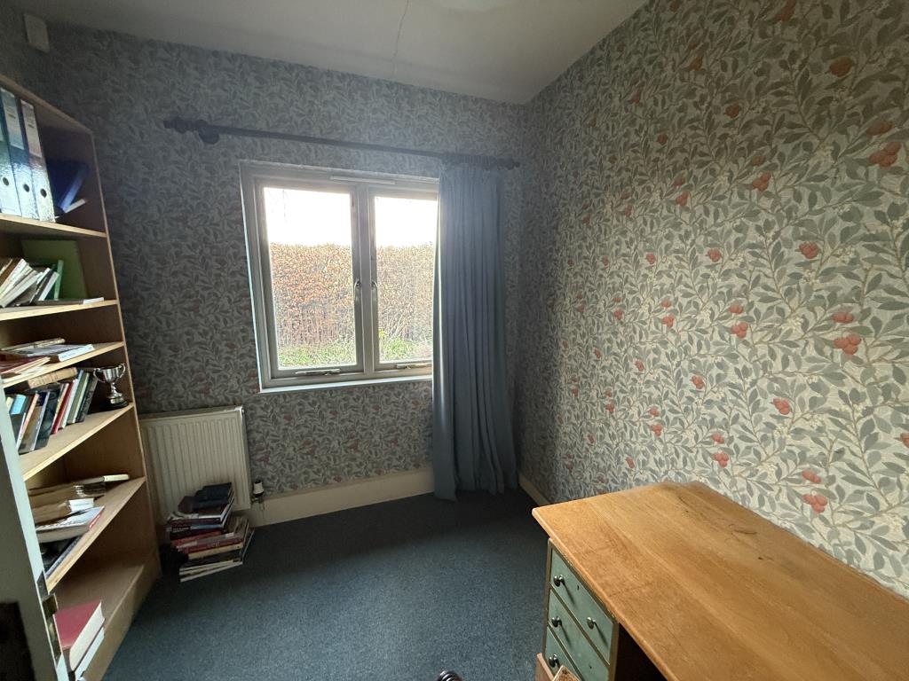 Lot: 124 - BUNGALOW FOR REPAIR AND REFURBISHMENT IN SOUGHT AFTER AREA - General view of study